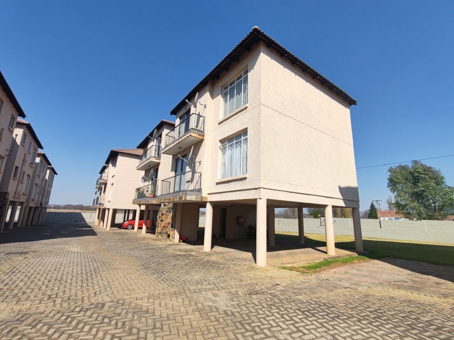 2 Bedroom Property for Sale in Baillie Park North West